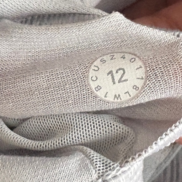 Lululemon Stash N Run Tank Gray and Coral Size 12 Athletic - Picture 10 of 10